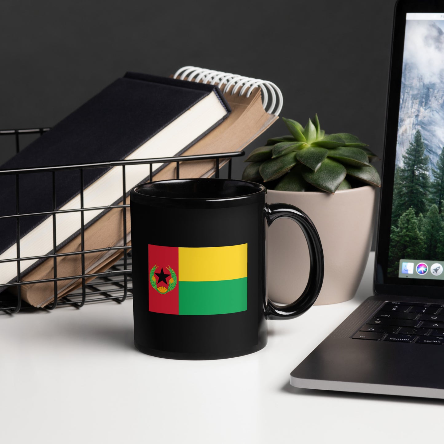 Black Glossy Old Cv Flag Mug